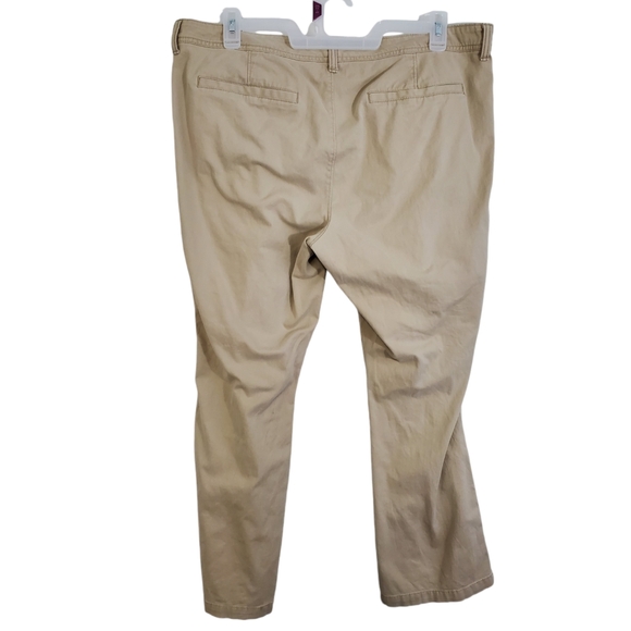 Old Navy The Diva Tan Khaki Pants Women's Size 18 Cotton Blend Pockets Bootcut - Picture 6 of 12